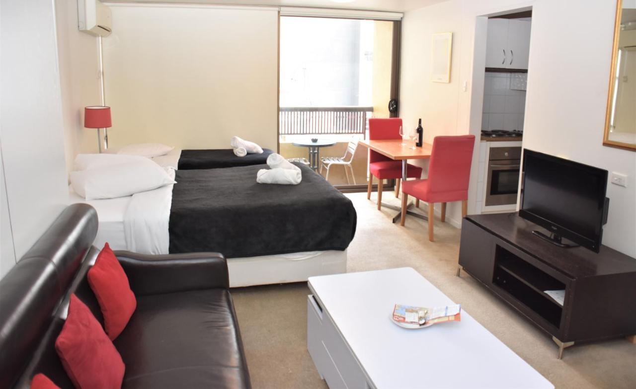 Accommodation Sydney - Hyde Park Plaza 38 College St ซิดนีย์ ภายนอก รูปภาพ